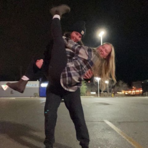 Meet your Posher, Maya - Picture 1 of 1